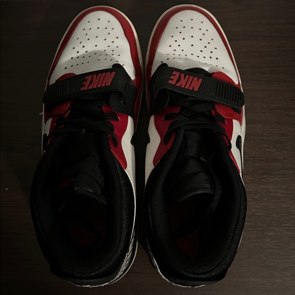 Jordan Legacy 312 - Picture 4 of 6